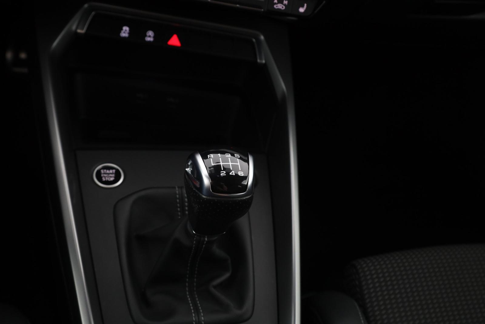 Audi A3 Sportback 35 TFSI S line NAVI AHK, миниатюра 16