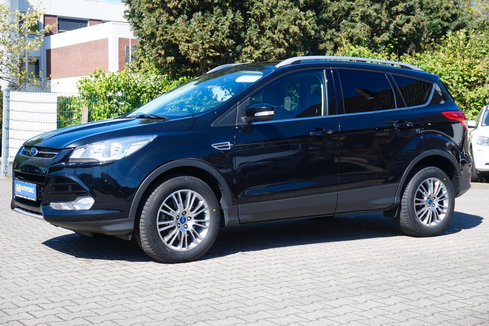 Ford Kuga Titanium /1.HAND/EURO5/KLIMA/SCHECKHEFT/TOP