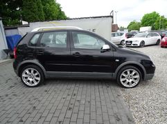 Fahrzeugabbildung Volkswagen Polo Fun Cross TÜV-NEU / 8-FACH-BEREIFT / SCHECK