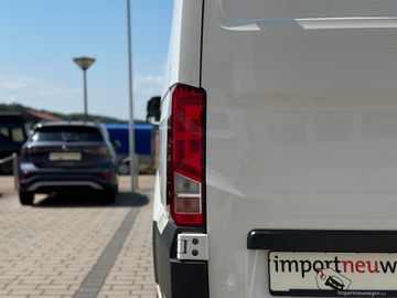 Volkswagen Crafter - 12