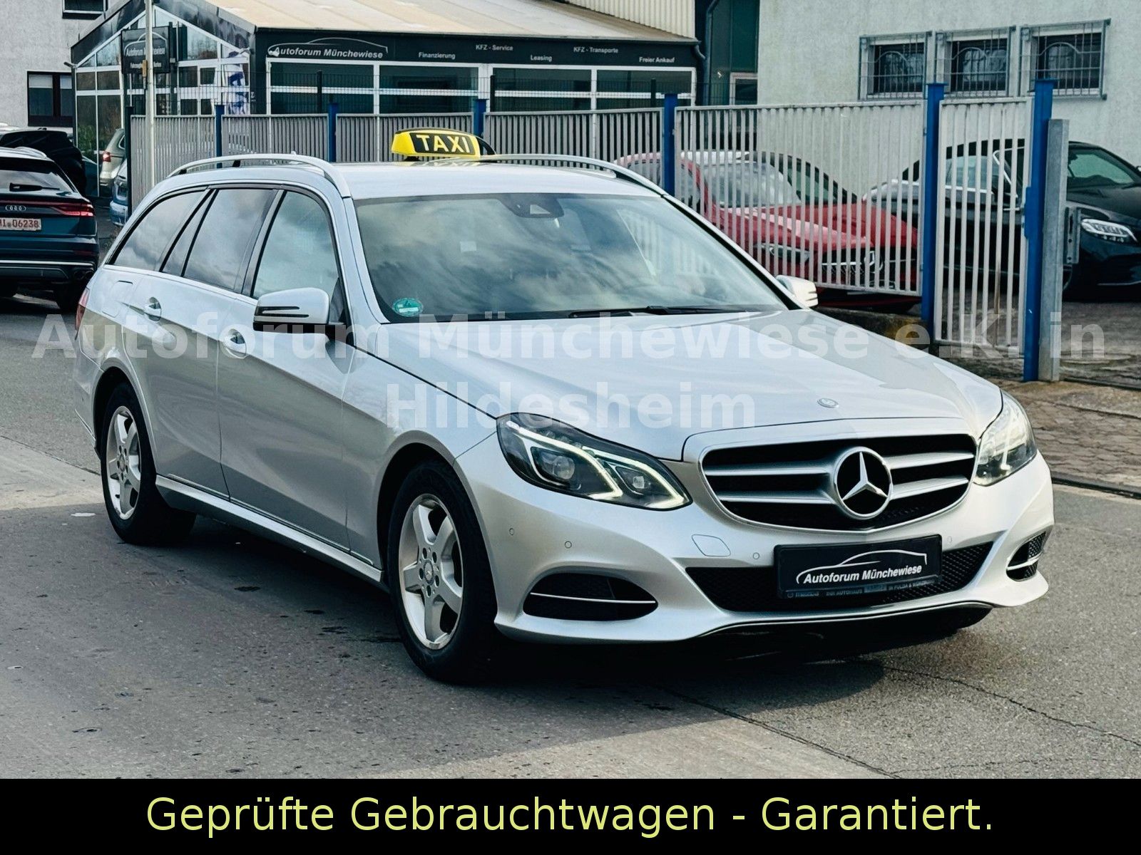 MERCEDES-BENZ E 220 T CDI Avantgarde *TAXI*NAVI*MEMORY*LEDER**