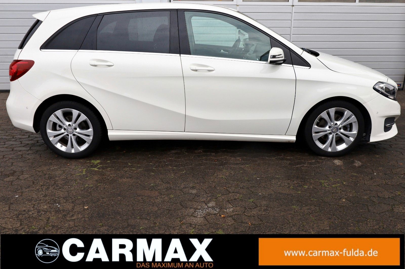 Fahrzeugabbildung Mercedes-Benz B 180 Urban T.Leder,Navi,SH,PDC,Allwetterreifen