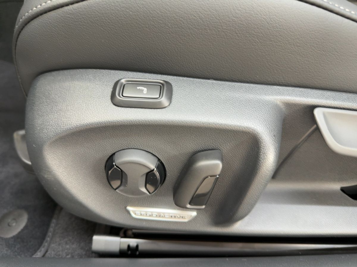 Volkswagen Passat Variant - Bild 17
