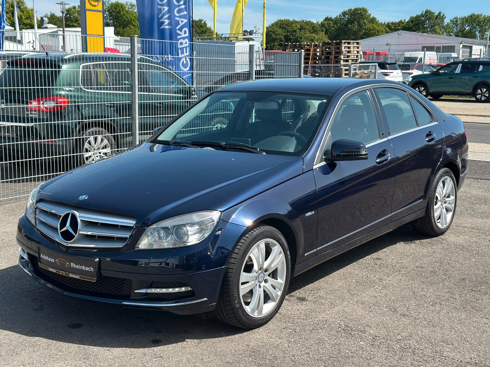 Mercedes-Benz C350 CDI V6 AUTOMATIK/4Matic/1-HAND/VOLL MB SERV