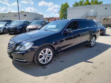 Mercedes E 200 - 1