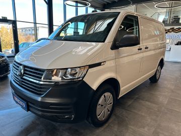 MYAUTOCENTER – Gebraucht- und Jahreswagen mit Werkstattservice in Pfaffenhofen Volkswagen T6.1 Transporter Kasten FWD *1. Hand*Kamera*Navi