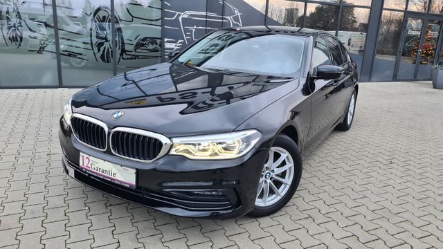 BMW 520 i Sport Line*Navi*Teilleder*LED