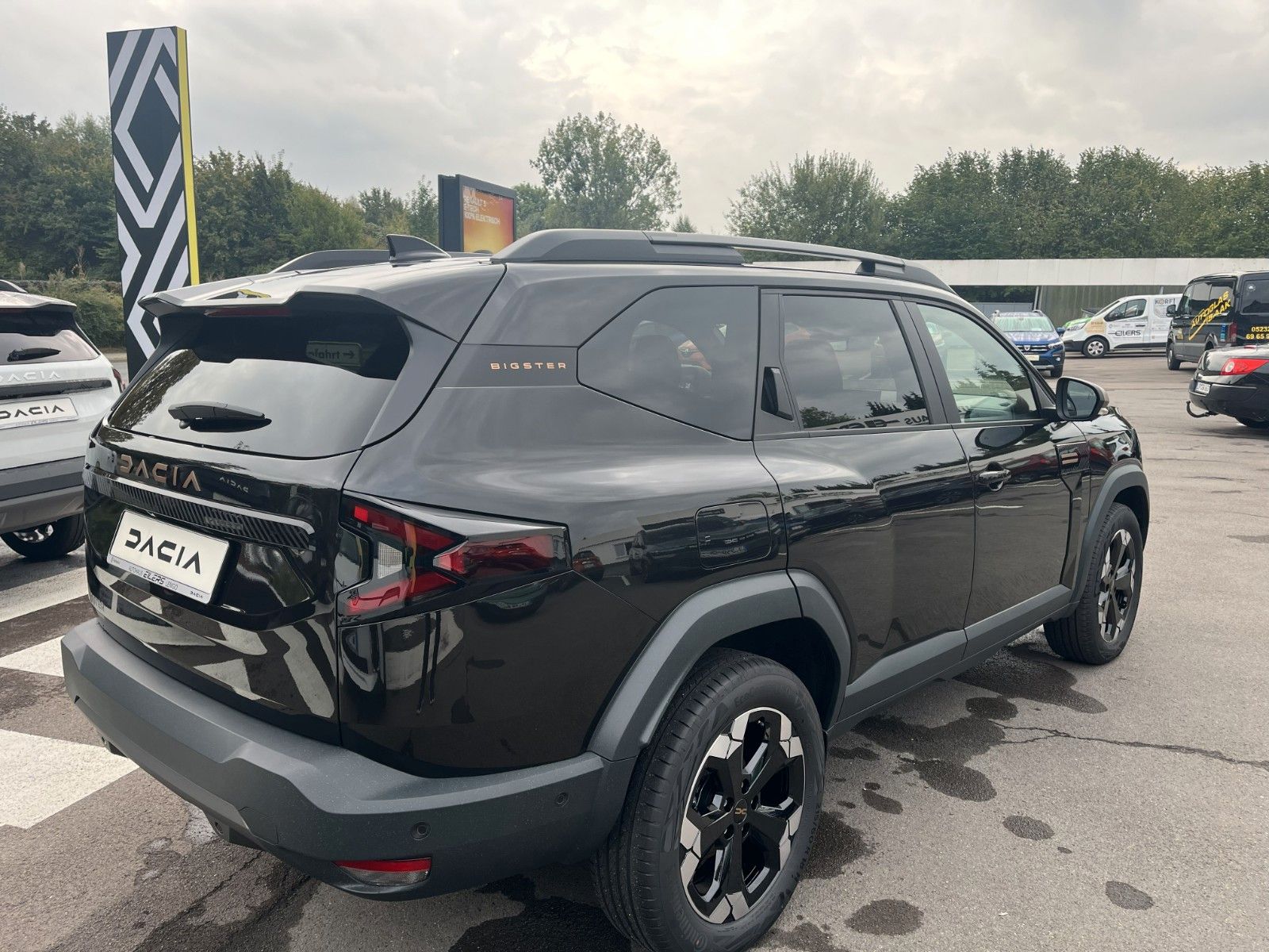 Fahrzeugabbildung Dacia Bigster Hybrid 155 Extreme