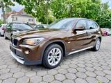 BMW X1 18 d sDrive *Automatik+Navi+PDC* - BMW X1 bis 10.000 Euro