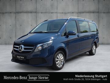 Mercedes V 220 - 2