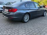 BMW 320D Limousine xDrive Automatik Xenon Navi Sport - BMW 320 Gebrauchtwagen in Saarbrücken