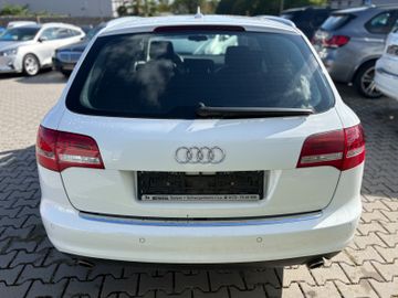 Audi A6 - 4