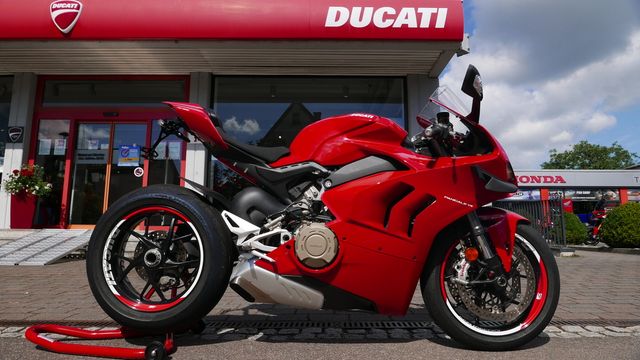 Ducati PANIGALE V4 