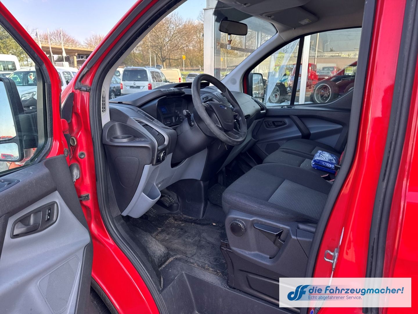Fahrzeugabbildung Ford Transit Custom Kombi 300 L1 2.2 TDCi *2342 *KLIM