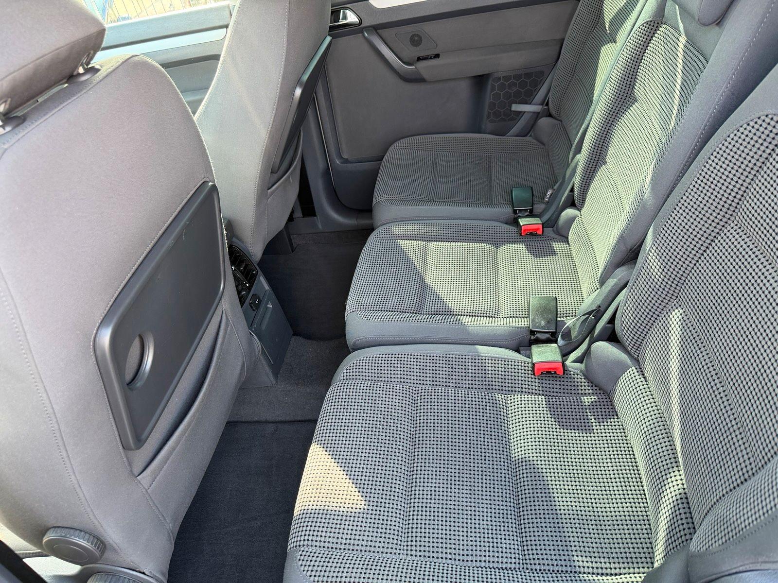 Volkswagen Touran 2006 — photo 15