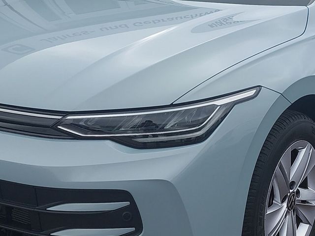 Golf VIII Variant 1.5 TSI Life *LED*DAB+*AHK*NAV