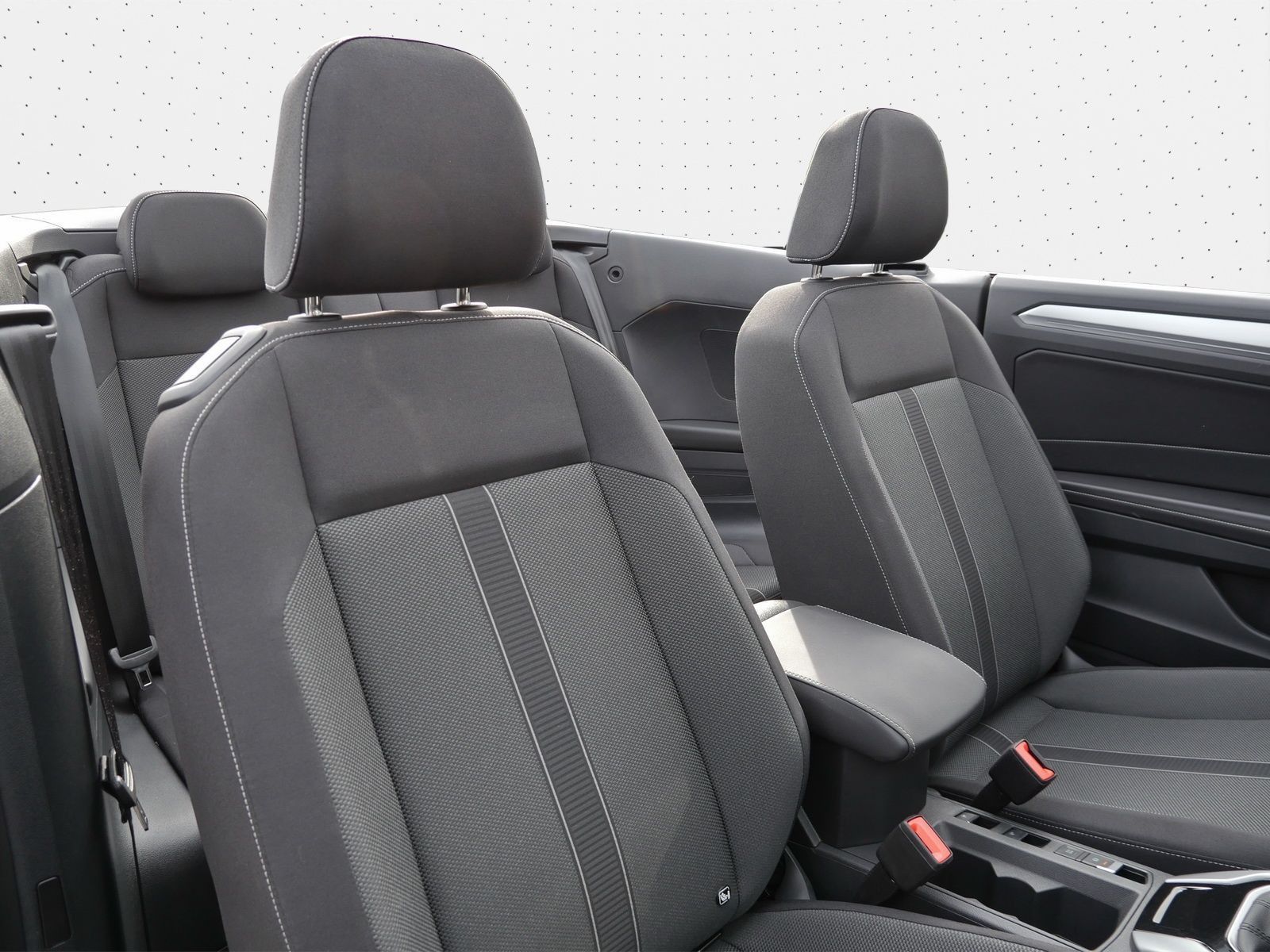 Volkswagen T-Roc - Bild 13