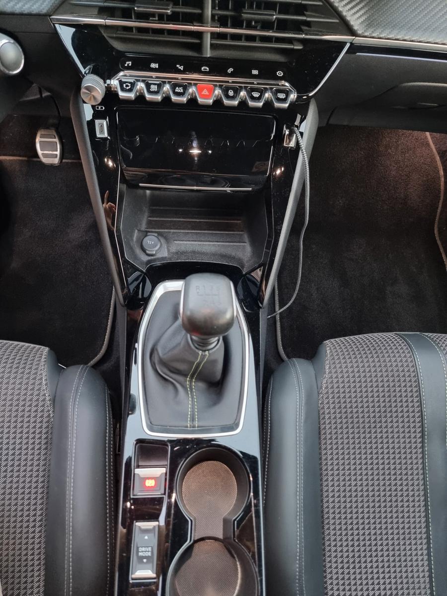 Peugeot 2008 PureTech 130 GT Line