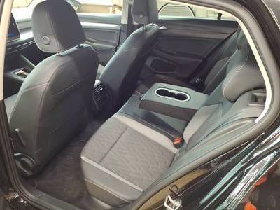 Volkswagen Golf - Bild 11