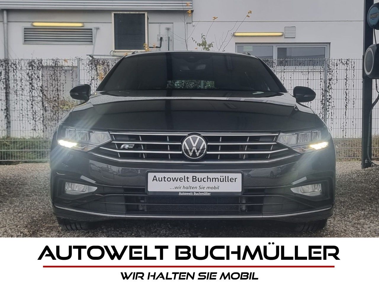 Gebrauchtwagen Volkswagen Passat Passat 2.0 TDI DSG,2xR-LINE,T-LEDER,ACC,KAMERA in Nersingen