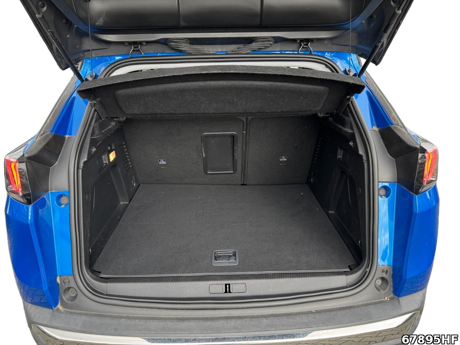 Fahrzeugabbildung Peugeot 3008 1.6 Hybrid 225 (Plug-In), Allure