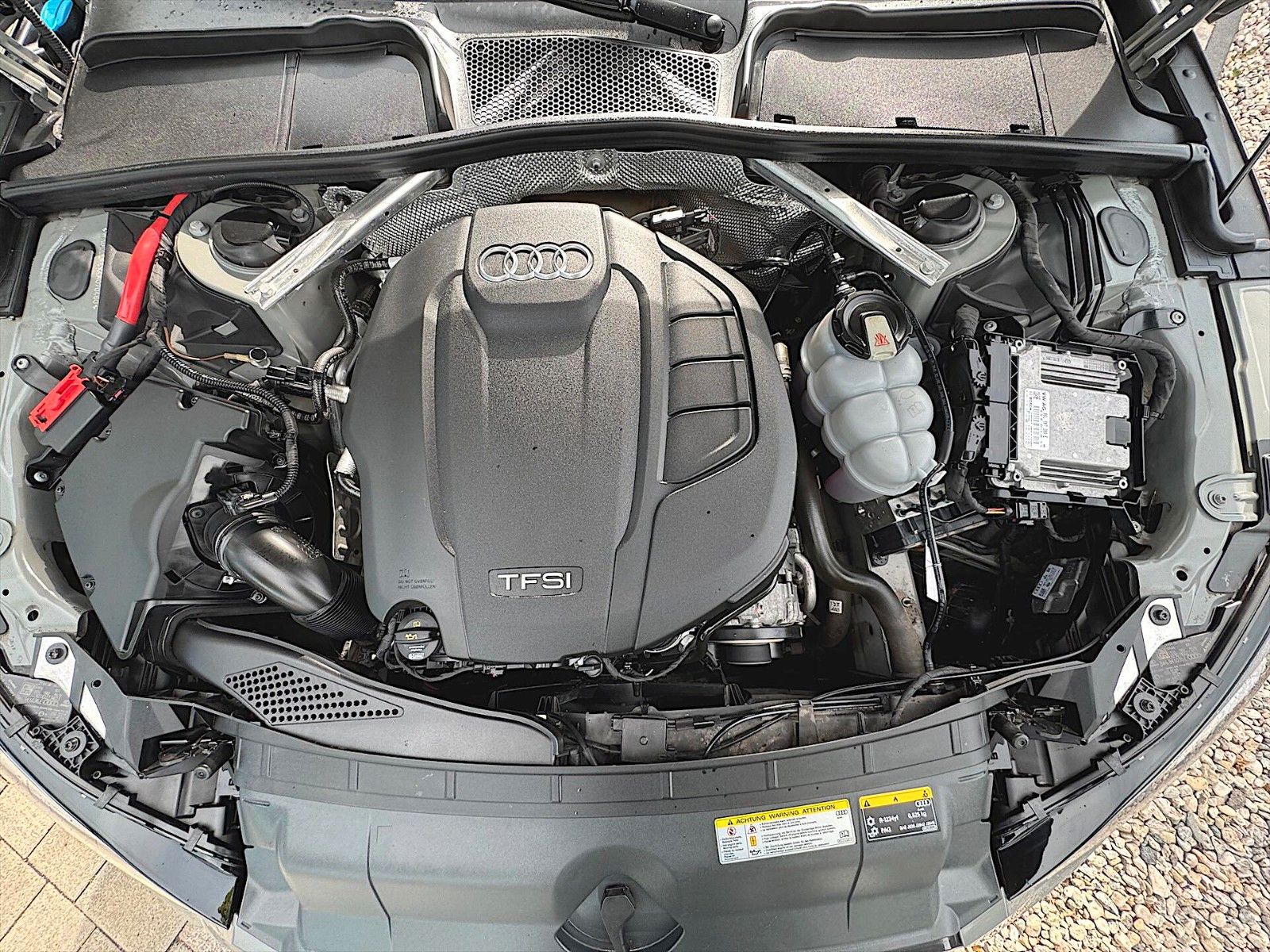 Fahrzeugabbildung Audi A5 40 TFSI S-Line Sport Carbon *ACC*Pano*LED*B&O
