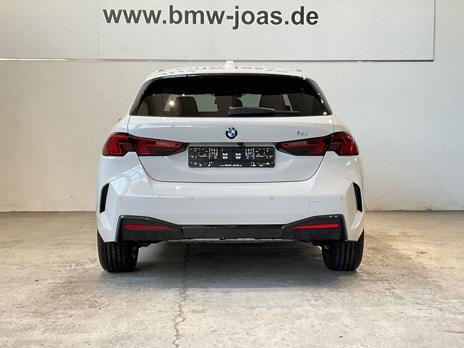 Fahrzeugabbildung BMW 116 AHK, Komfortzugang, Klimaautomatik DAB LED