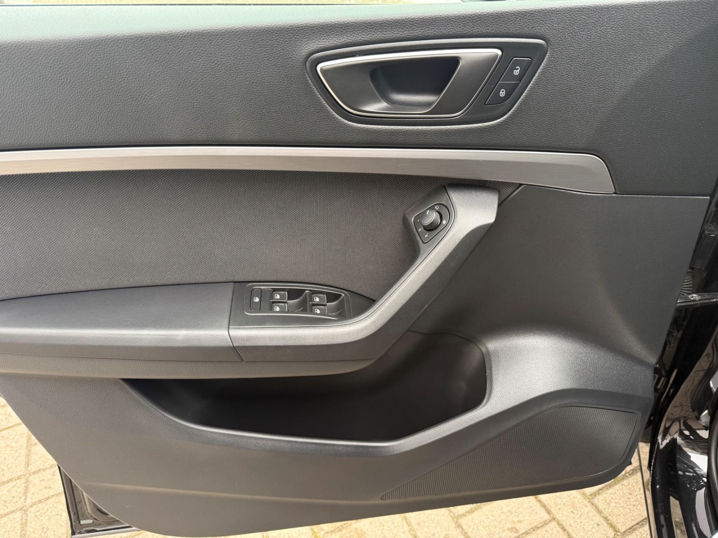 SEAT Ateca FR AHK-klappbar Navi Digitales Cockpit LED - Image 13