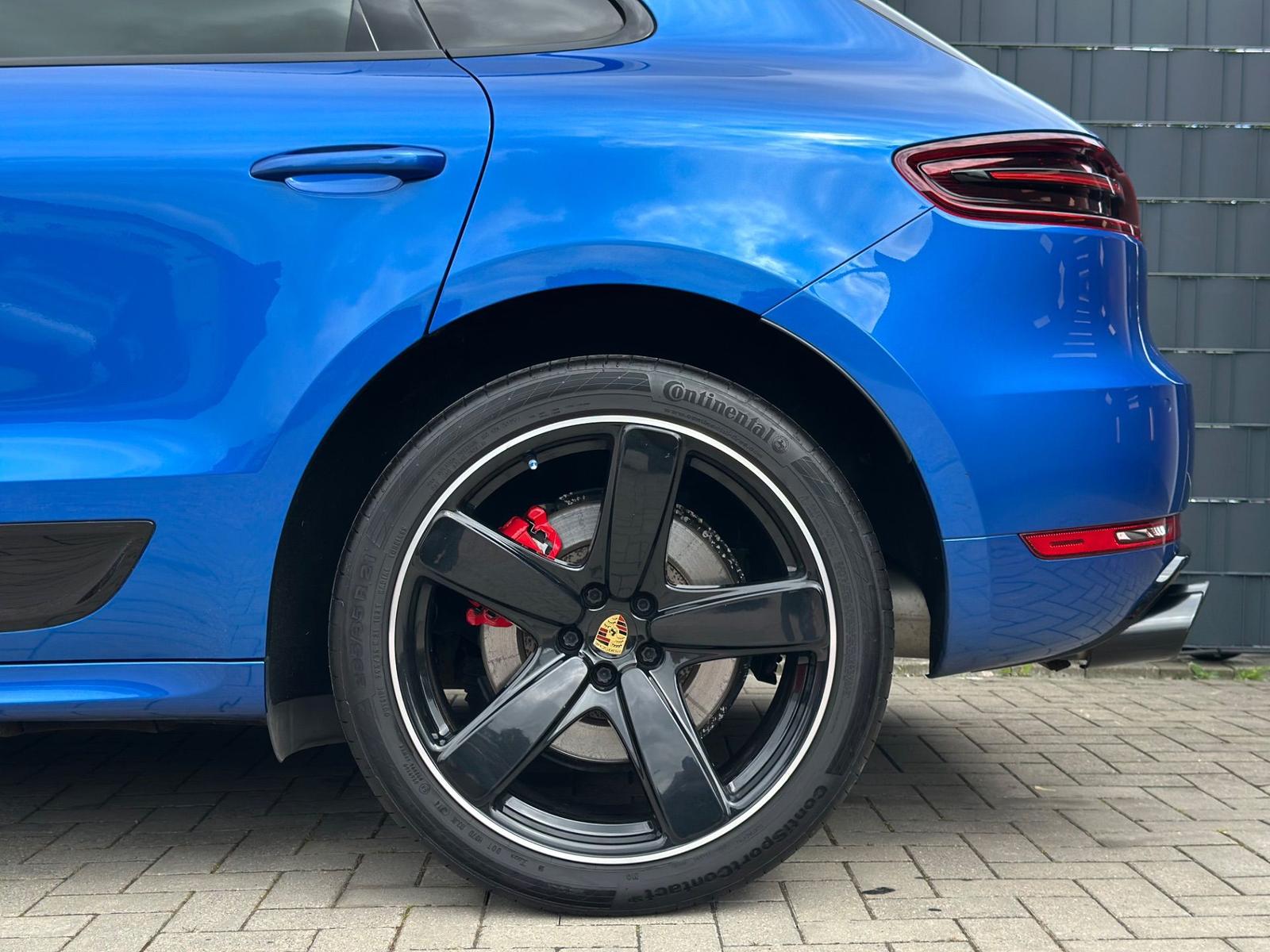 Porsche Macan Turbo 3.6 400 ch • 1ère Main • Sport Chrono • Burmester • Toit pano • Carbone • 21"