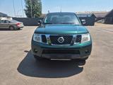 Nissan Navara Pickup Double Cab SE 4X4 - Nissan: Pick