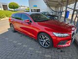 Volvo V60 INSCRIPTION Recharge T6 PANO+360+AHK+S - Volvo Gebrauchtwagen in Detmold