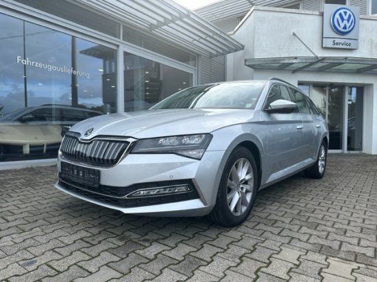 Skoda Superb Combi 1.4TSI IV DSG STYLE*LED*NAVI*PDC*17