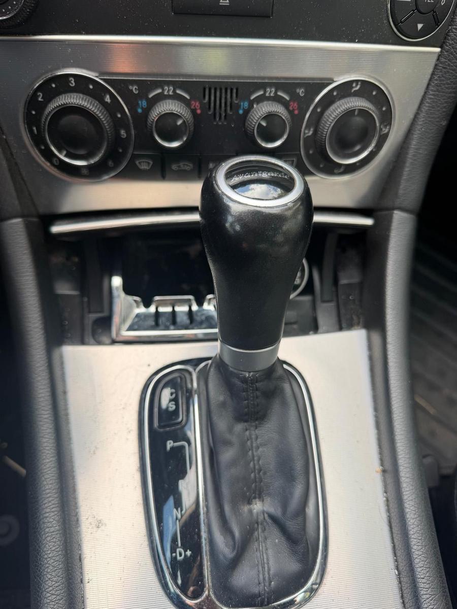 Mercedes-Benz C200 2004 — photo 6
