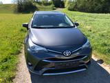 Toyota Avensis 1,8-l-V. Multidr. S Team D T. Sports... - Toyota Avensis mit Benzin-Antrieb: Kombi, Automatik, 1.8