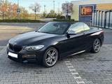 BMW M235i CABRIO SCHALTER/KEYLESS/H&K/BMW SERVICE - BMW M235 aus 2015