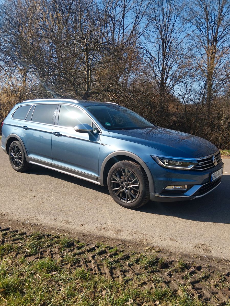 VW Passat Alltrack 2.0 TDI SCR 140kW DSG 4MOT A...