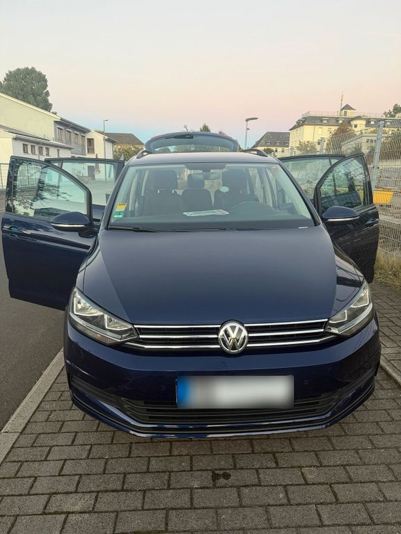 Image of Volkswagen Touran