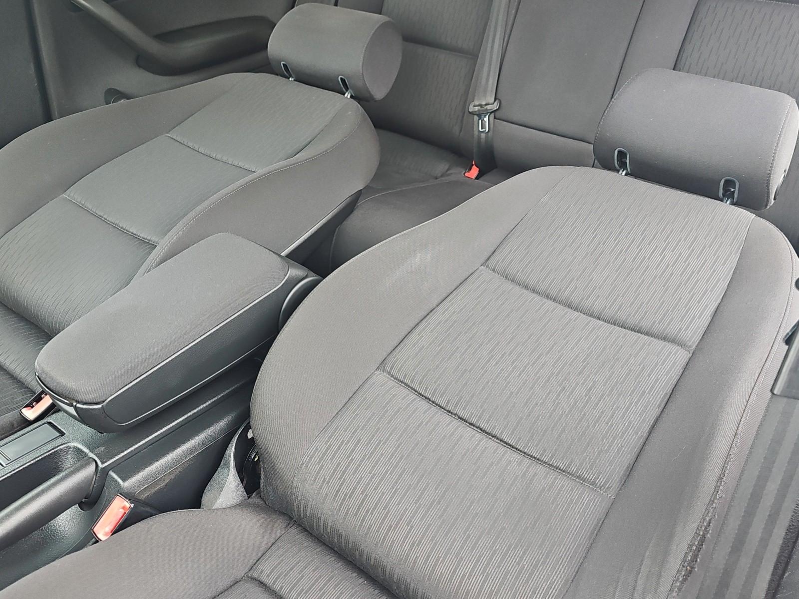 Audi A4 2006 — photo 25