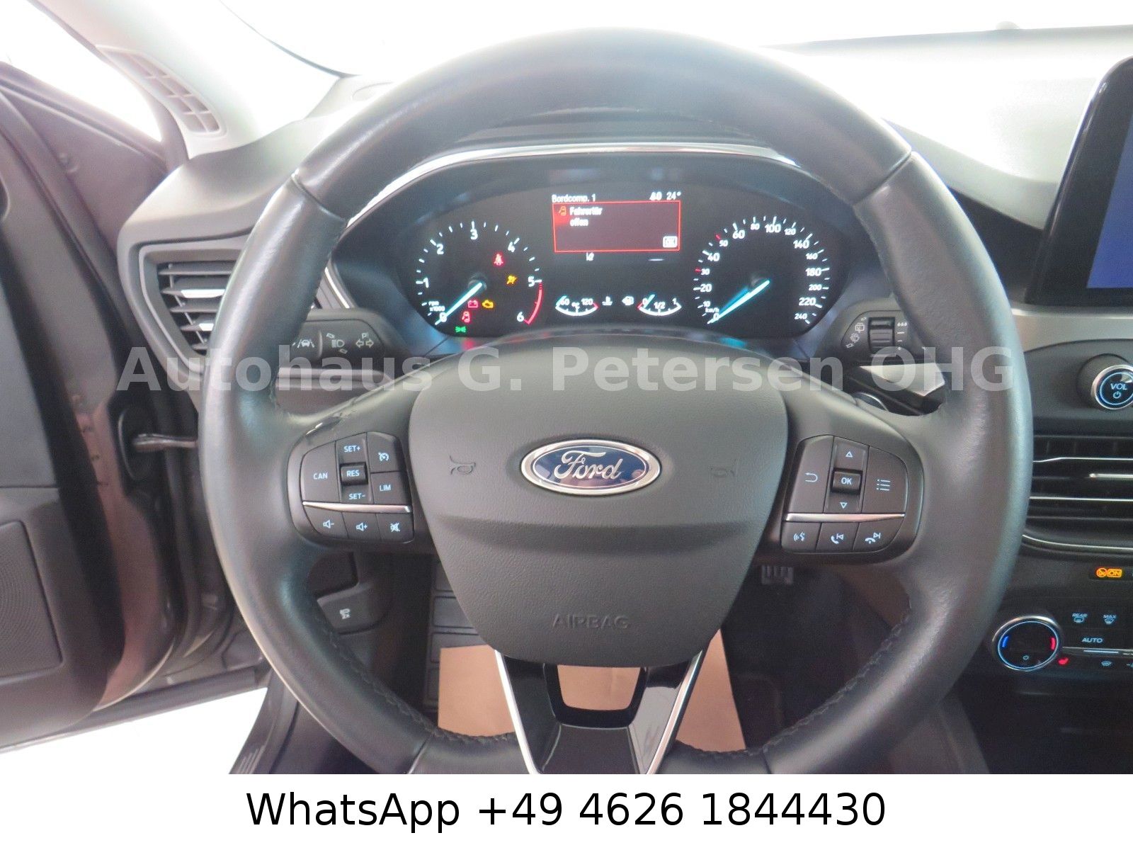 Fahrzeugabbildung Ford Focus 1,5 Titanium Turnier*Tempo*SHZ*LM 16*