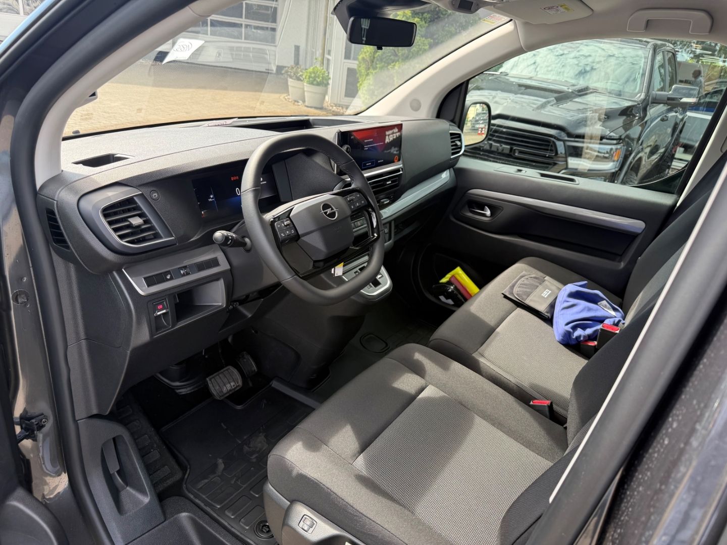Fahrzeugabbildung Opel Zafira Life Edition XL 9 Sitze+SHZ+LHZ+ AHK