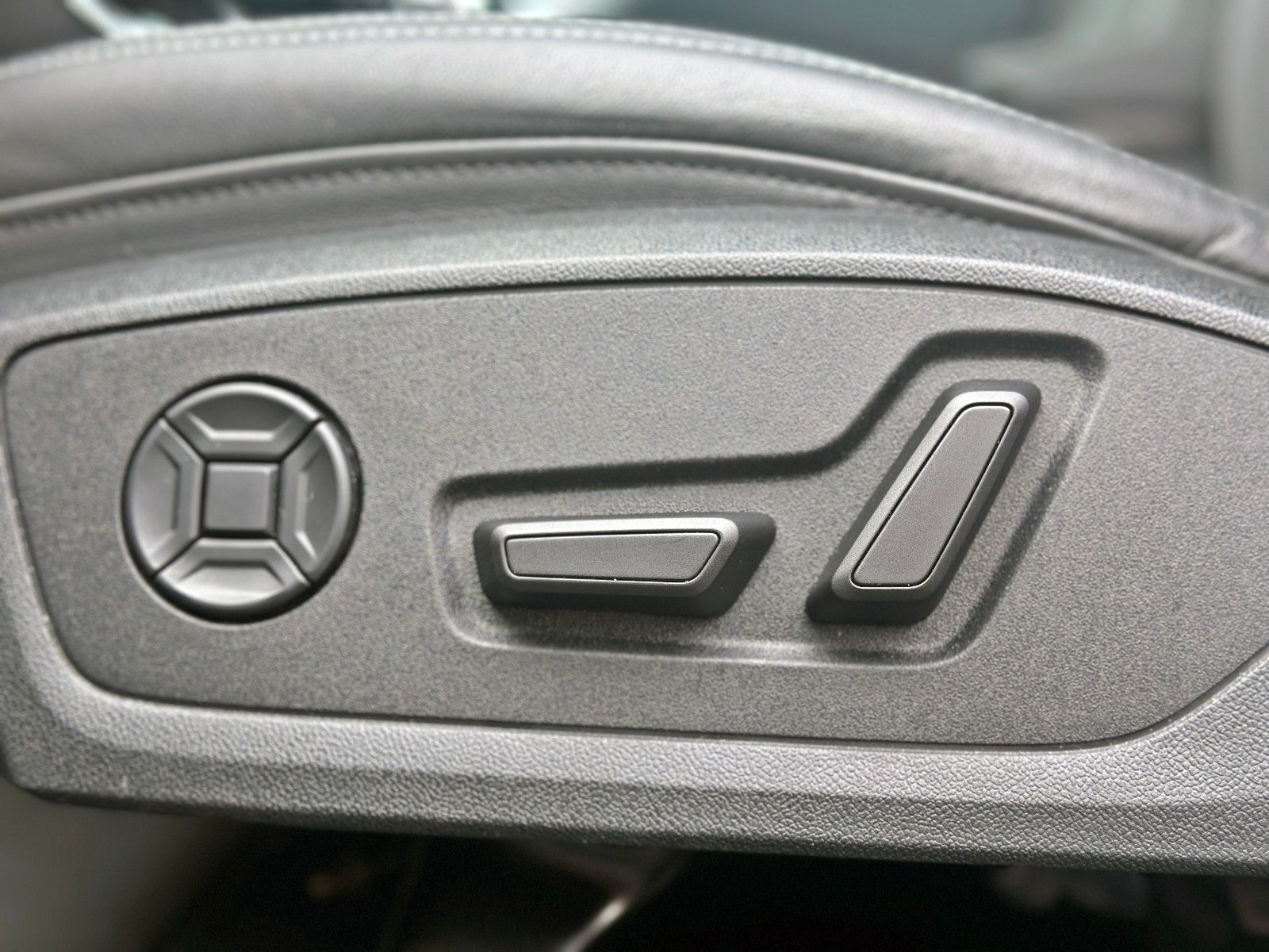 Audi A6 - Bild 13