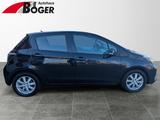 Toyota Yaris 1,5 Hyb. Life *GJR+WENIG KM* - Toyota Yaris: Schwarz
