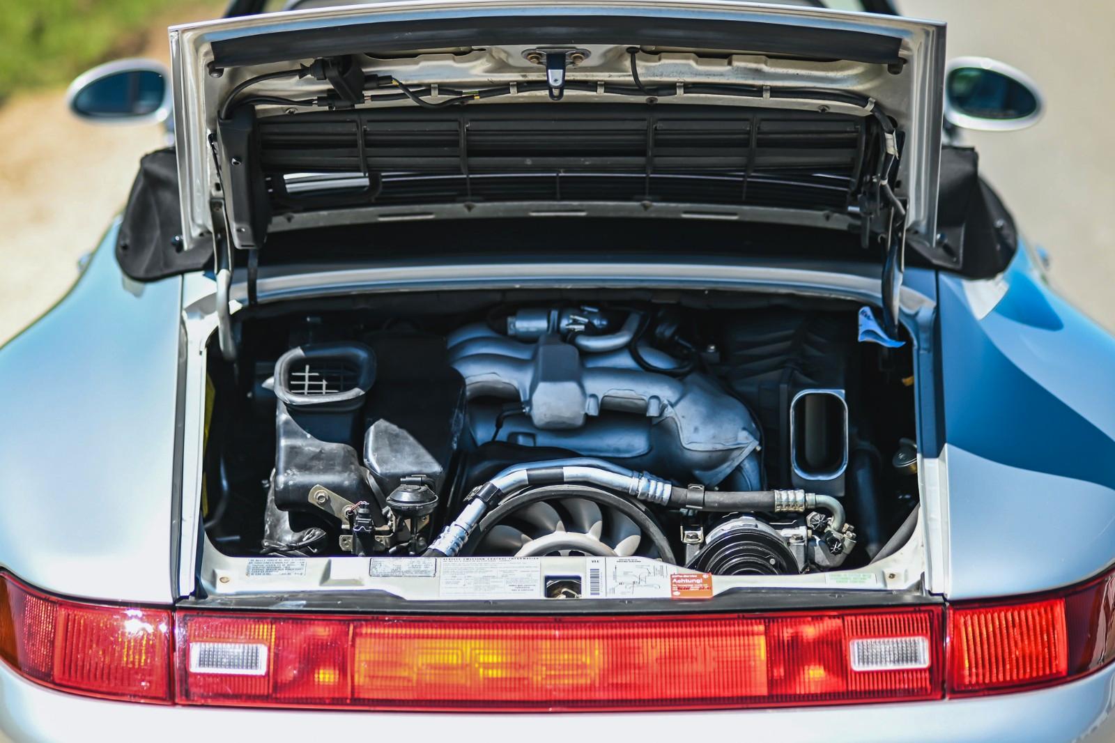 Porsche 993 Carrera Cabriolet