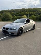 BMW M3 e92  Coupé Frozen grey DKG - BMW M3: E92