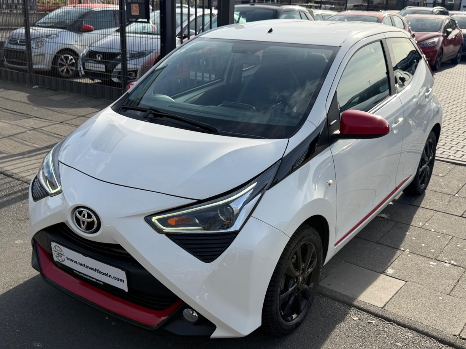 Toyota Aygo AYGO x-play connect *1Hand,Garantie*