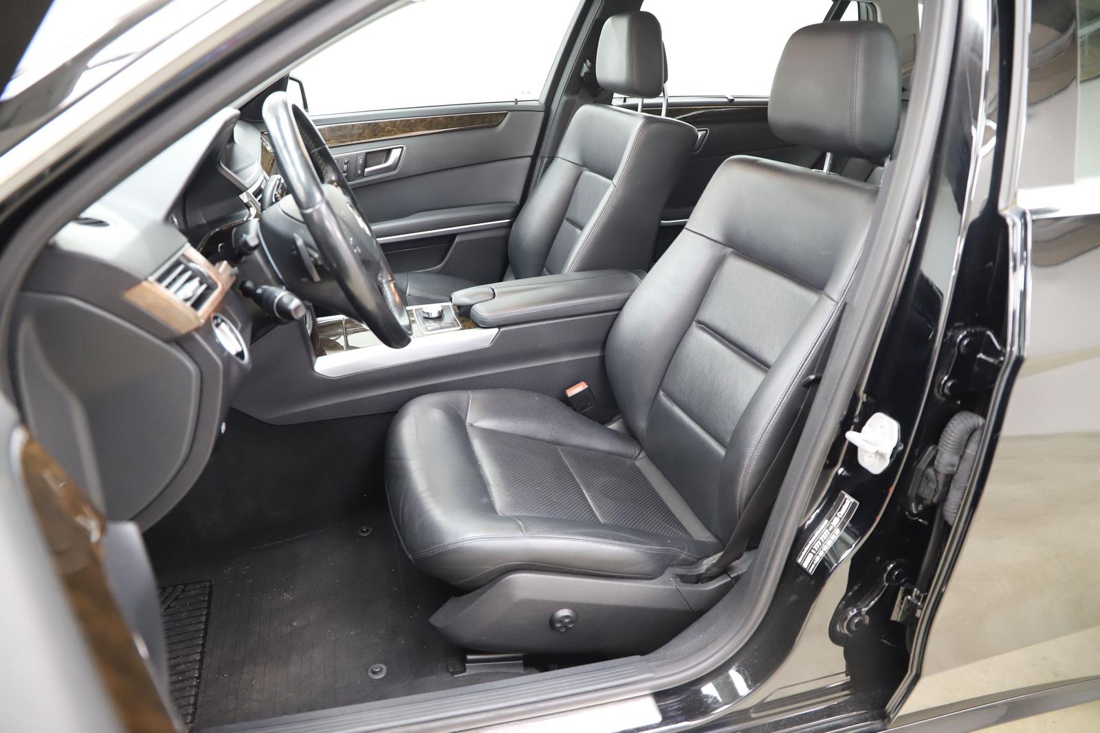 Mercedes-Benz  E 220 CDI 170PS 7G-Tronic T ACC AHK  El.Heck