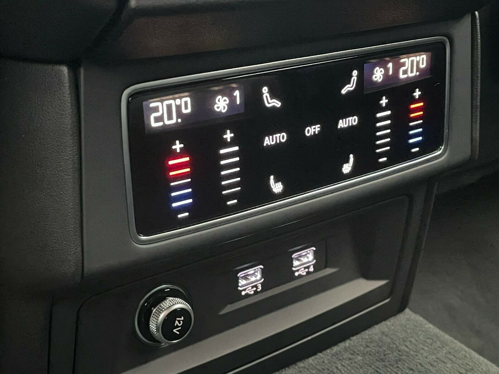 Fahrzeugabbildung Lamborghini Urus LP650 *PANO*Carbon*HeUp*23*Miete*Mietkauf*