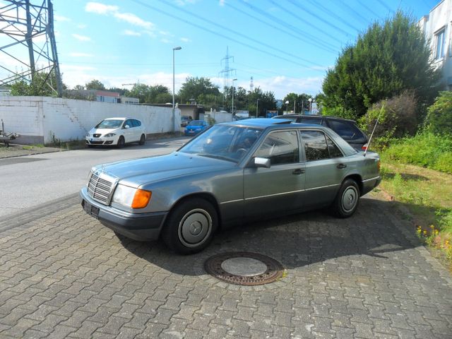 Mercedes-Benz 200E Lim.Aut*Klima*Schiebedach*2Hand*H Zulassung