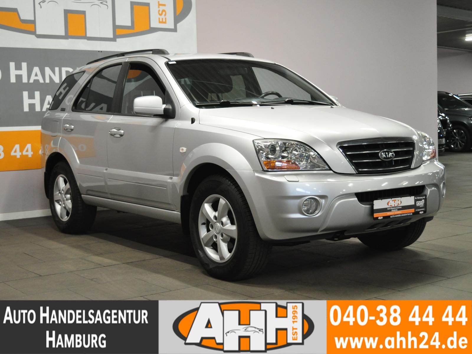 Kia Sorento 2008 — rear view