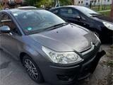Citroën Citroen C4 2010 1.4 Benzin TÜV 10.2027 - Citroën C4: Kombi